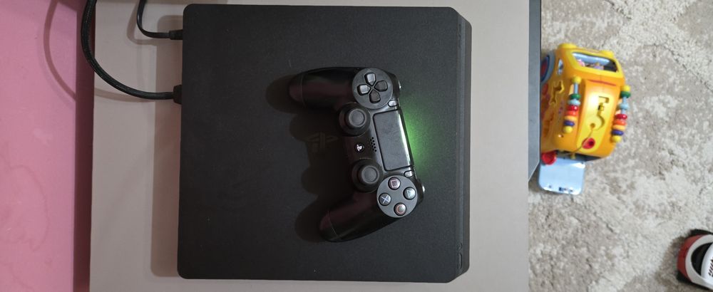 PlayStation 4 Slim 500 GB
