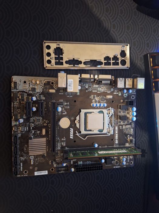 Материнская плата MSI H81 PRO-VD + I5 4570 + ОЗУ 8ГБ.
