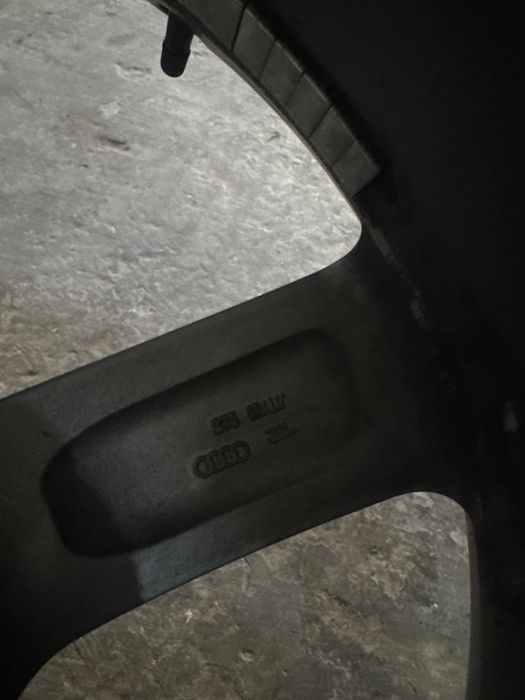 Roti/Jante Rotor Audi A7/A8 R21 9J Et35 Originale