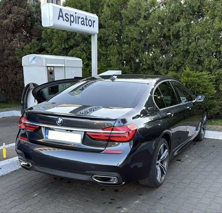 BMW 740e - M Pakket - Full Options - 119000km - 326CP - Variante