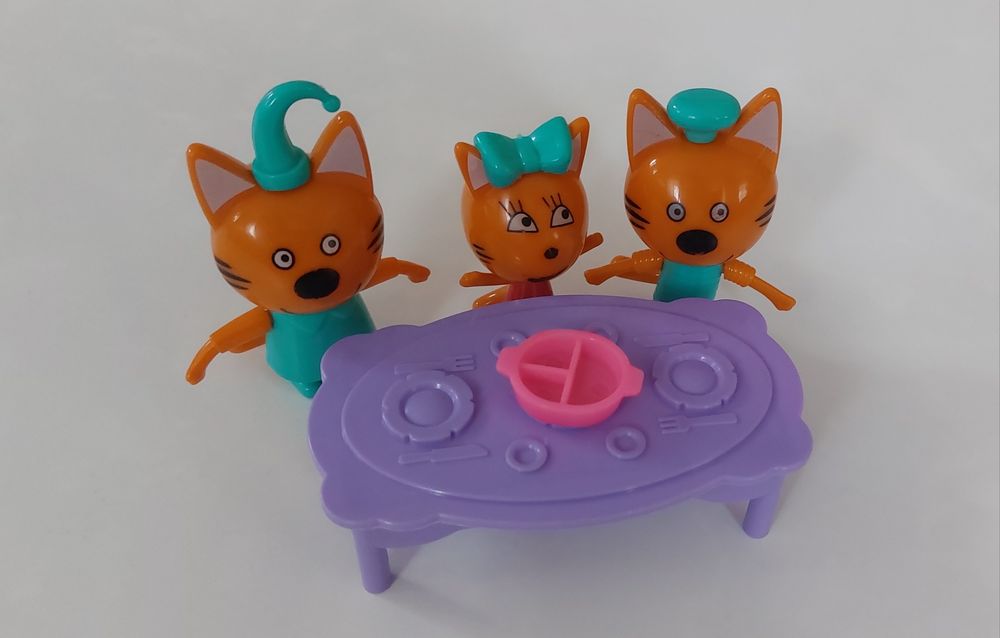 Игрушки по 500 тг