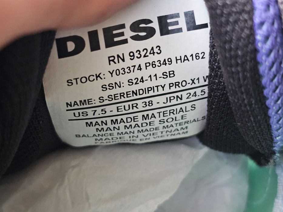 Diesel оригинални дамски сникърси 38 номер