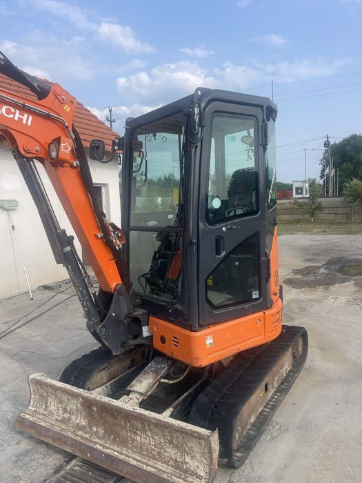 Vand miniexcavator Hitachi ZX26U