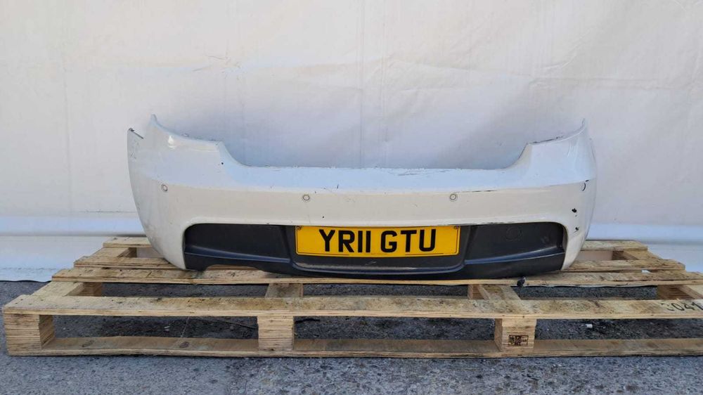 bara spate M Bmw seria 1 E87 E81 an 2011
