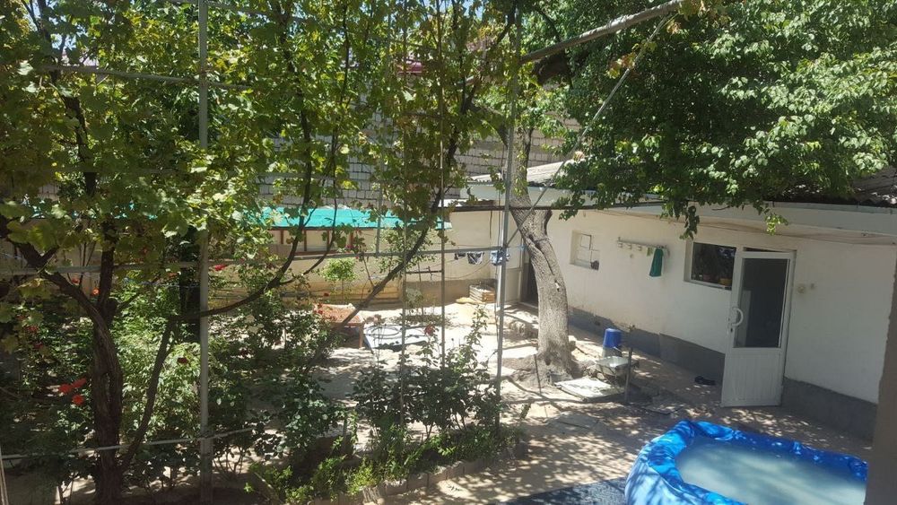 Продаётся участок в центре города, рядом с каналом Анхор