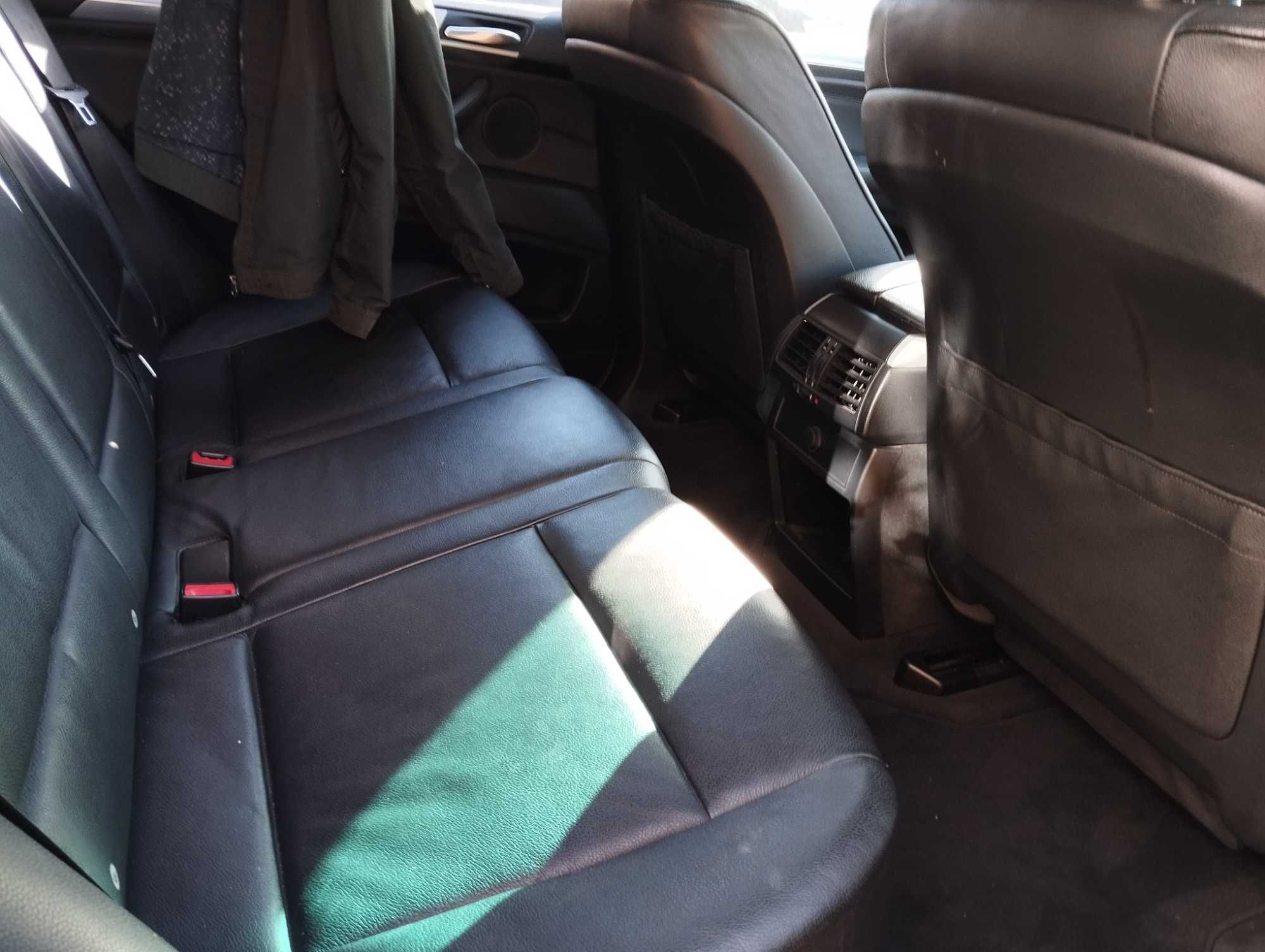 Продавам BMW IS X5