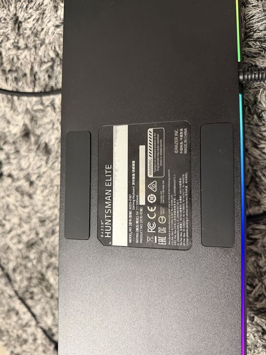 Pachet Razer Huntsman Elite + Basilisk xHyperspeed