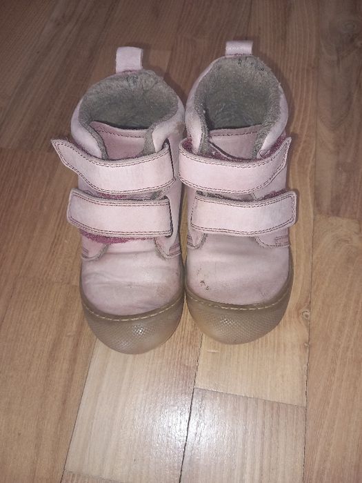 Ghete Naturino 26.piele,lână,talpa flexibila.