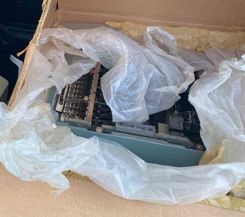 Masina de scris mecanica Robotron 20 noua