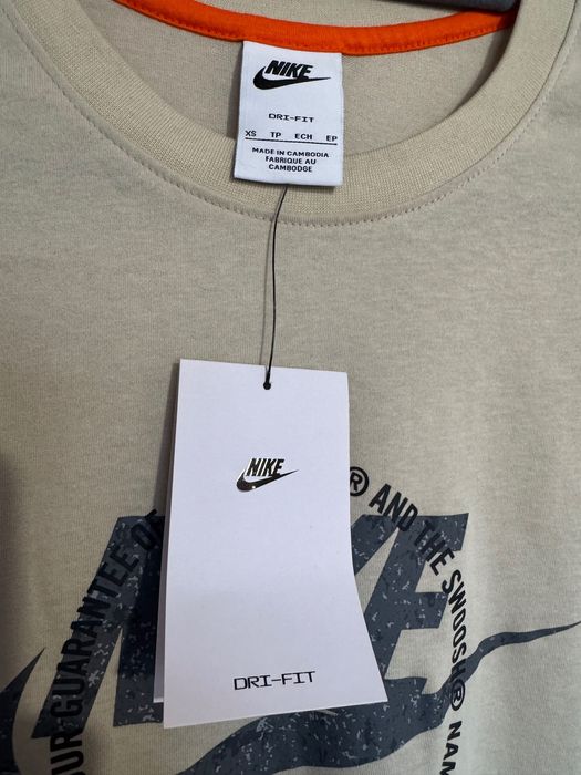 Nike  Men’s T Shirt.