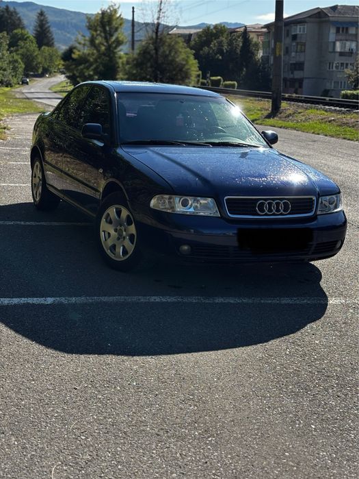 Audi A4 S-Line an fabricatie 2000