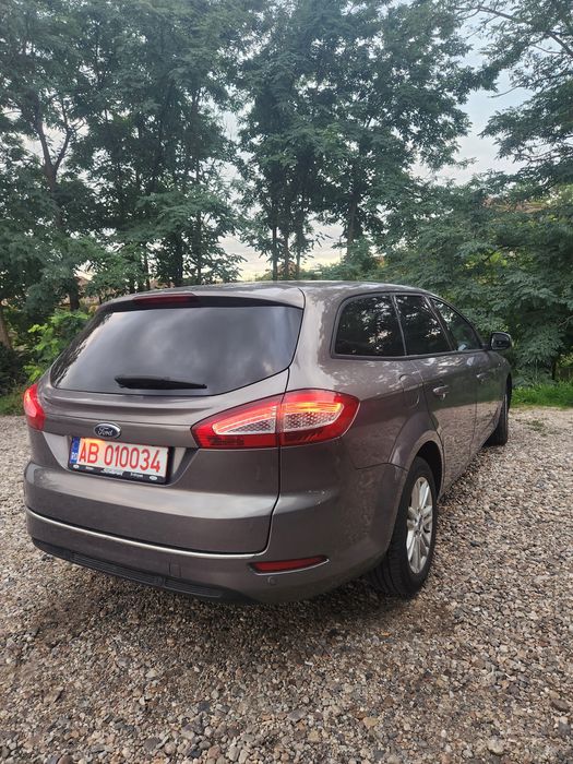 Ford Mondeo 2.0, Automat, 2012