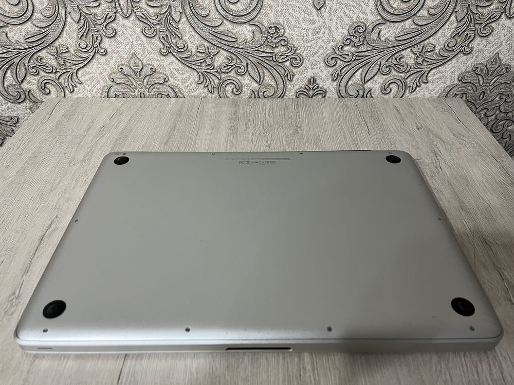 Продам MacBook PRO  2012