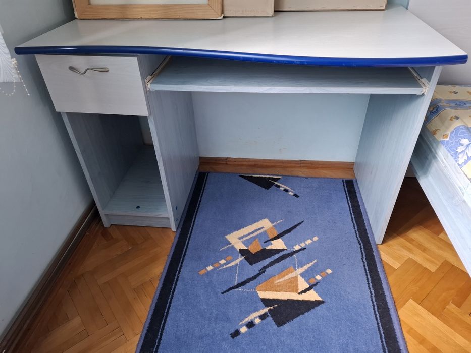 Vând dormitor în stare foarte buna