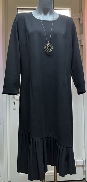 Rochie neagra noua marimea 44-46