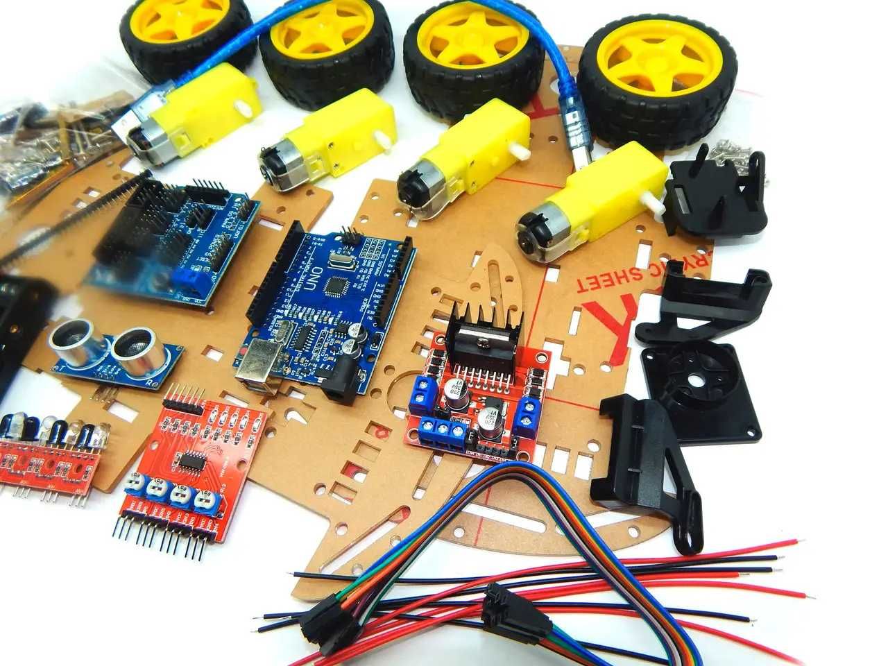 Набор Arduino конструктор робот Car Kit 4 WD - Arduino UNO R3