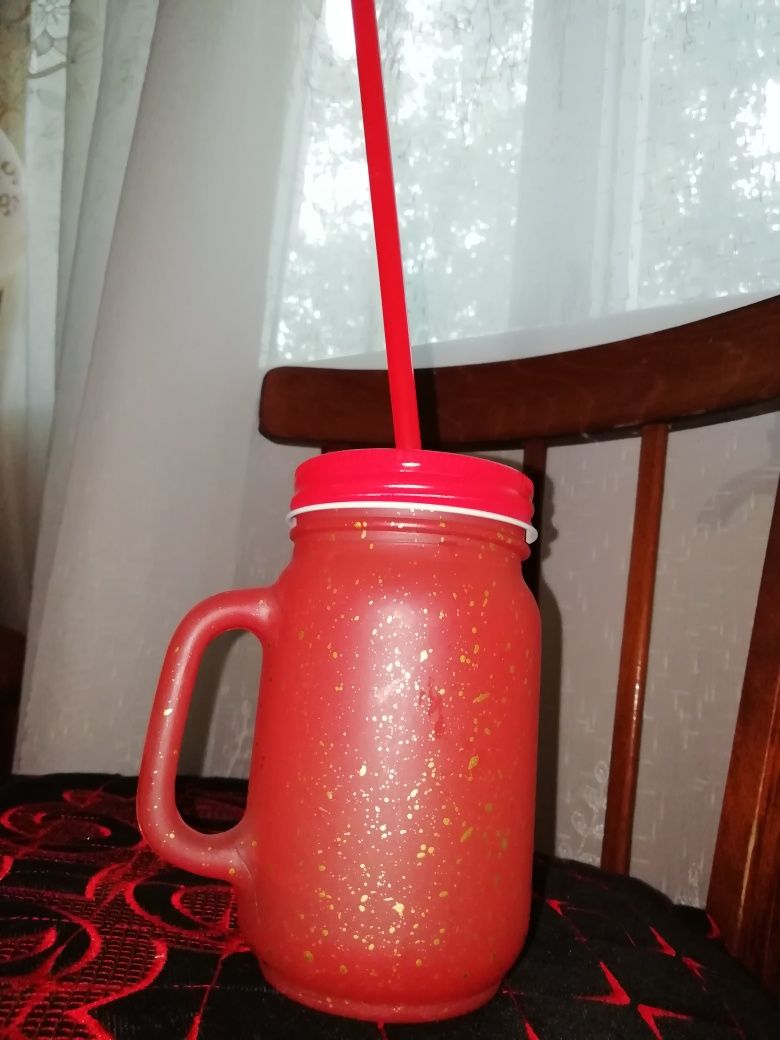 Продам кружку для коктейля.