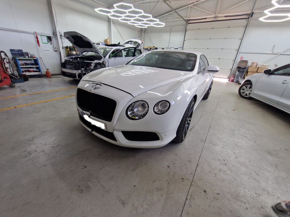 Bentley Continental GT V8 4.0 Bi-turbo 4x4 - UȘOR AVARIAT