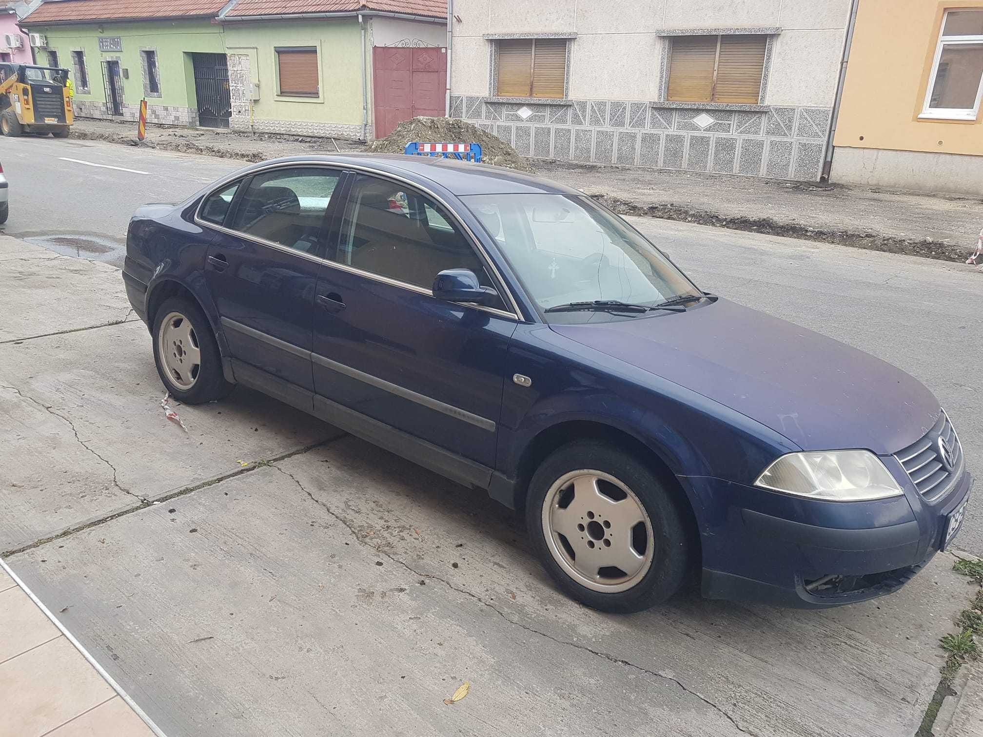 PASSAT 1.6 benzina anul 2002