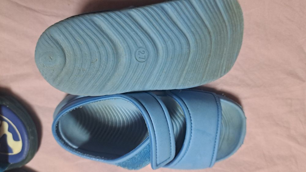 Crocs и сандали за момче