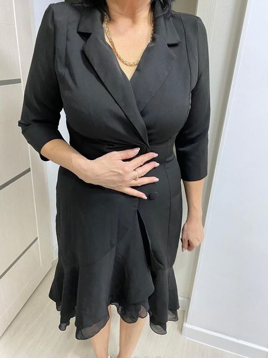 Продам платье новое с этикеткой