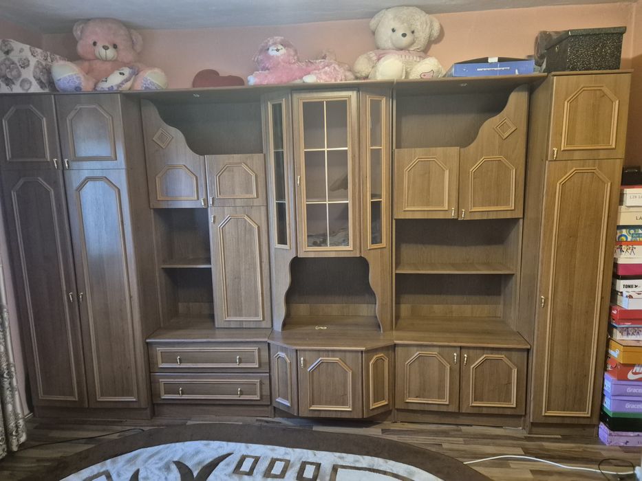 Vând mobila stare foarte bună