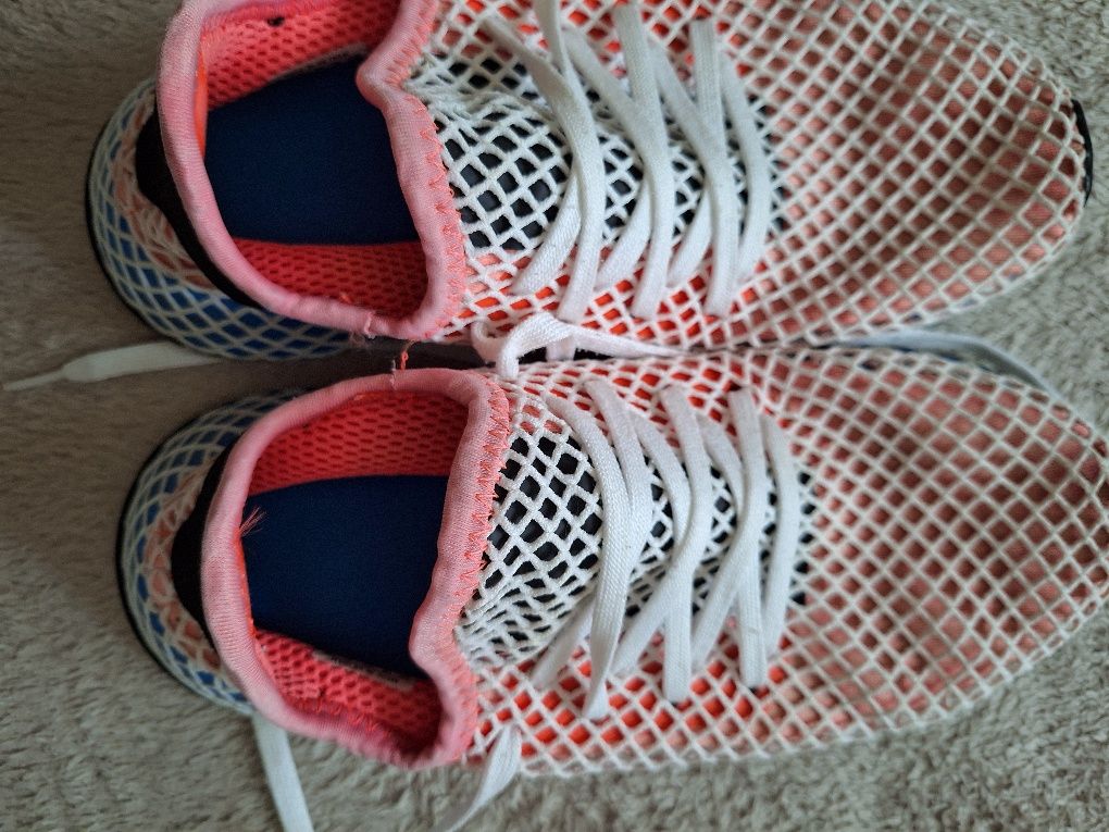 Adidas deerupt,mărimea 36,5