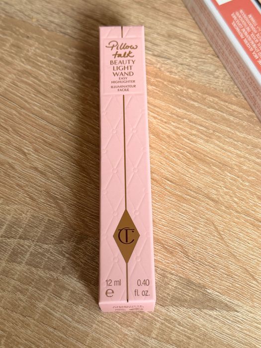 Нови кремообразни хайлайтъри и руж на Charlotte Tilbury