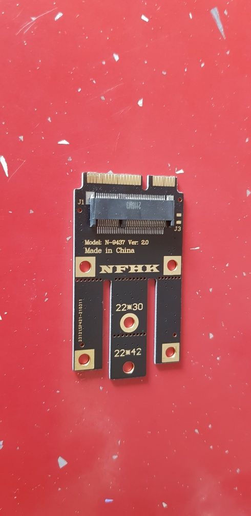 Adaptor Mini PCI-E la  M.2 NGFF