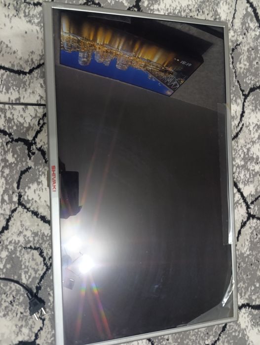 Продам телевизор смарт ТВ андроид фирма Shivaki идеальное состояние