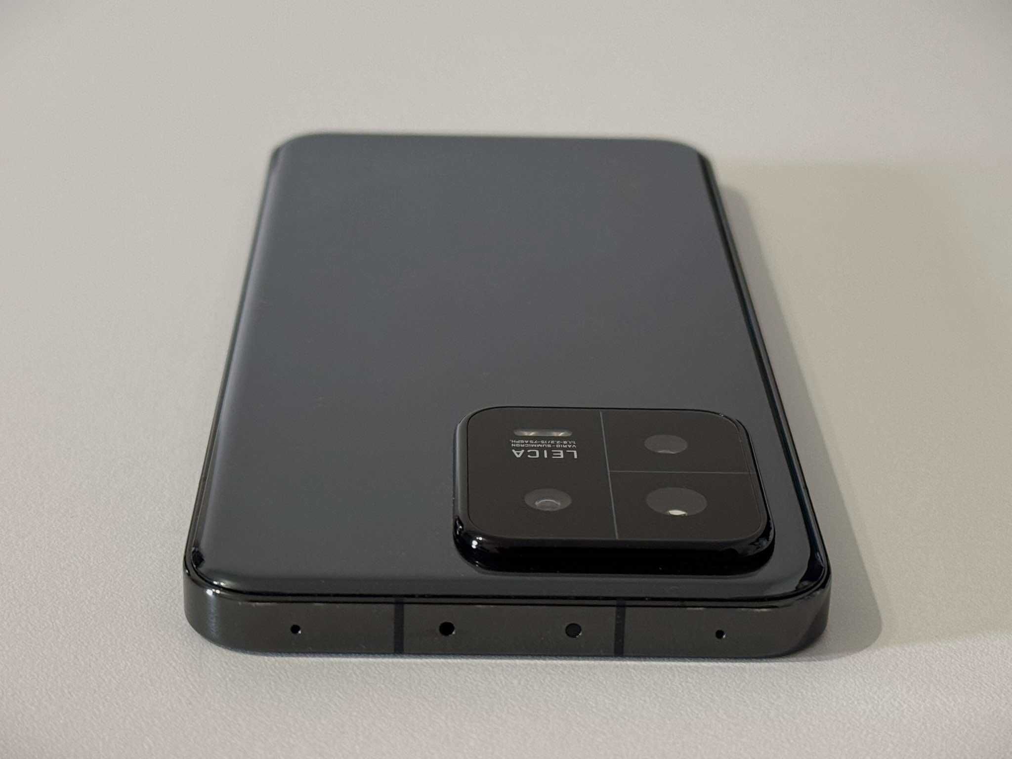 Бартер! Xiaomi 13 256/12GB Black (Черен)