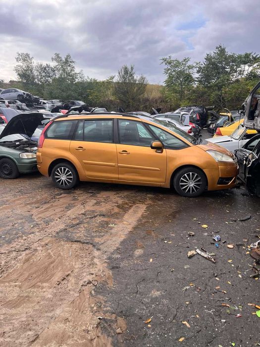 Ситроен Ц4 Пикасо 1.6 дизел 2007 година на части