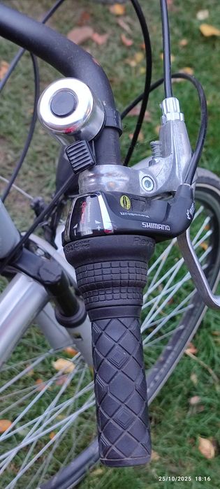 Дамски велосипед