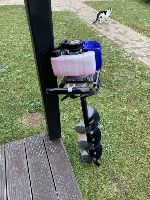 Inchiriez masinuta tuns iarba, motoburghiu, motocoasa