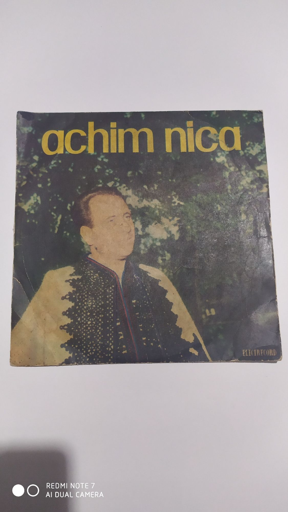 Vinil Achim Nica
