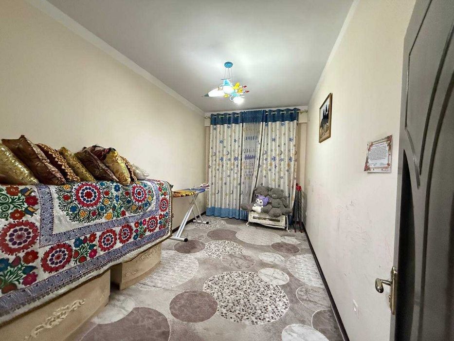 Макро, ул. Махтумкули
3/6/7
Площадь: 78 м² (кирпичный дом)