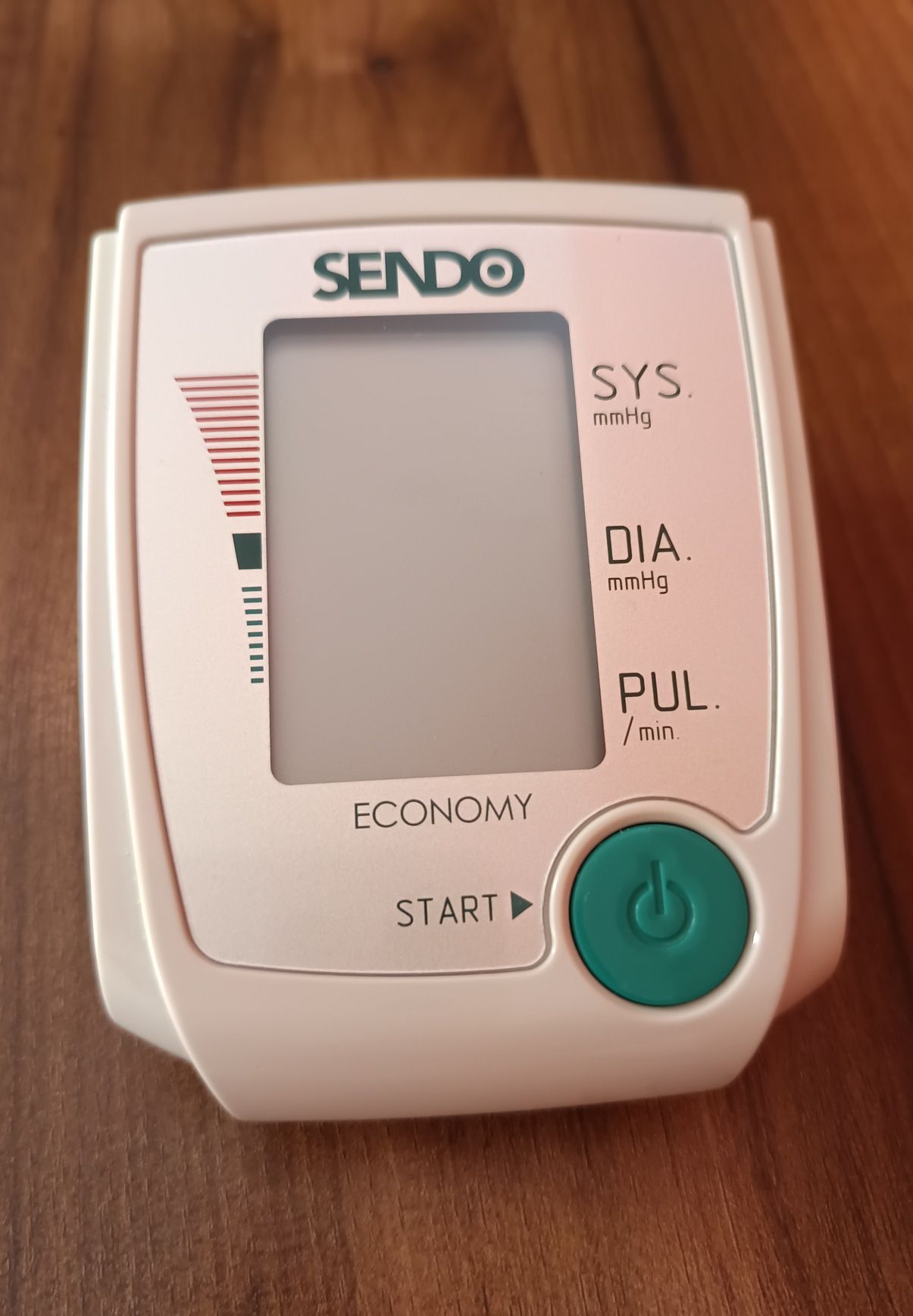 Апарат за кръвно Sendo Economy.
