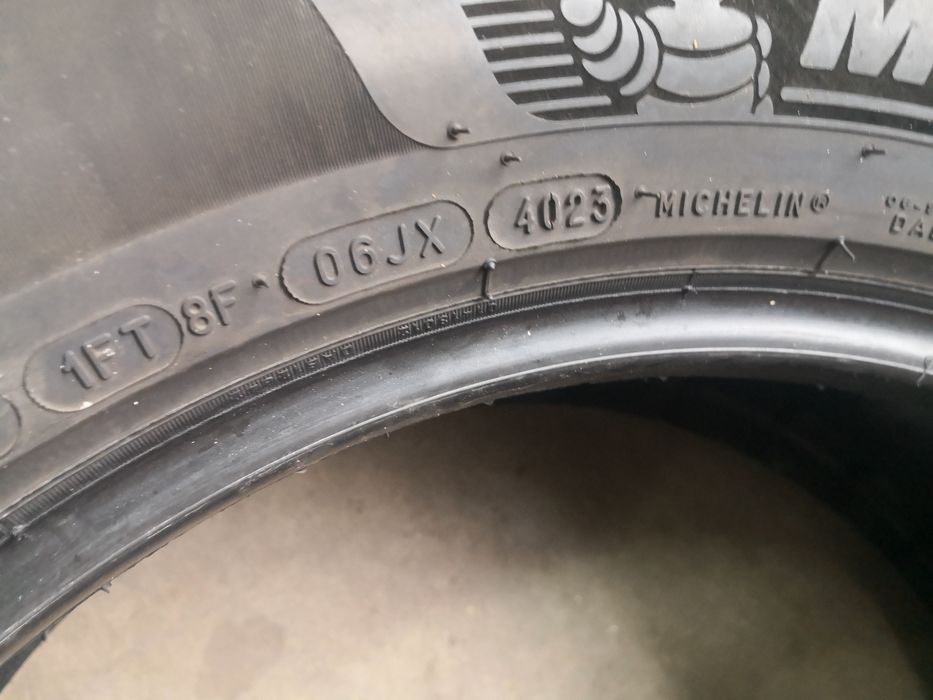 235 55 19 цола гуми Michelin dot 23