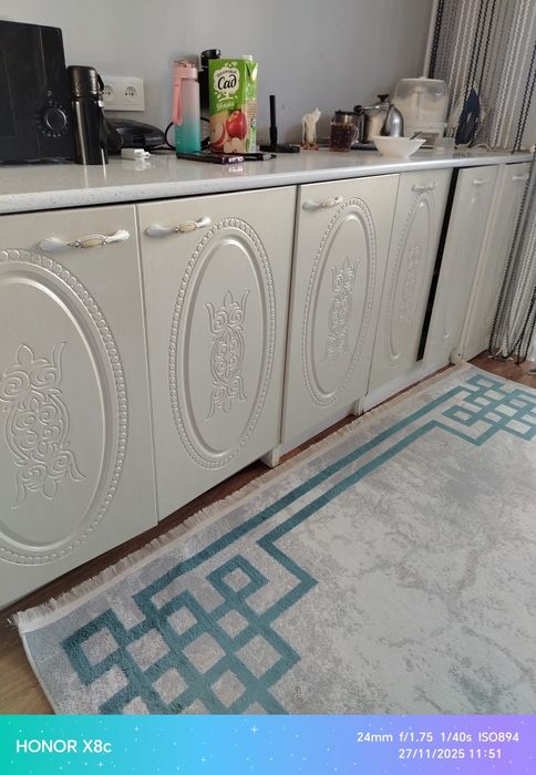 Кухонный шкаф 2,8 метров