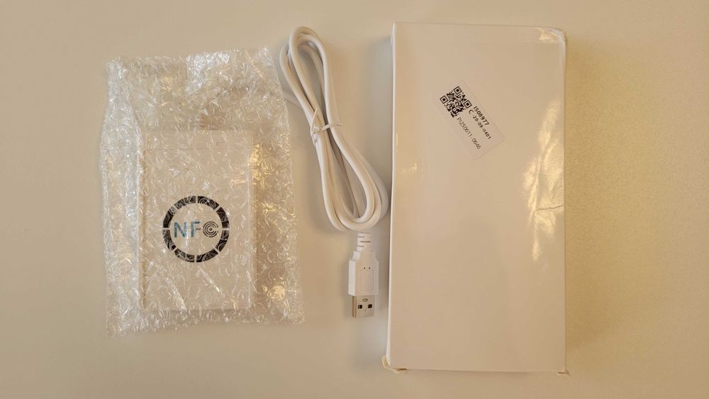 Cititor NFC reader ACR122U-A9 cu USB