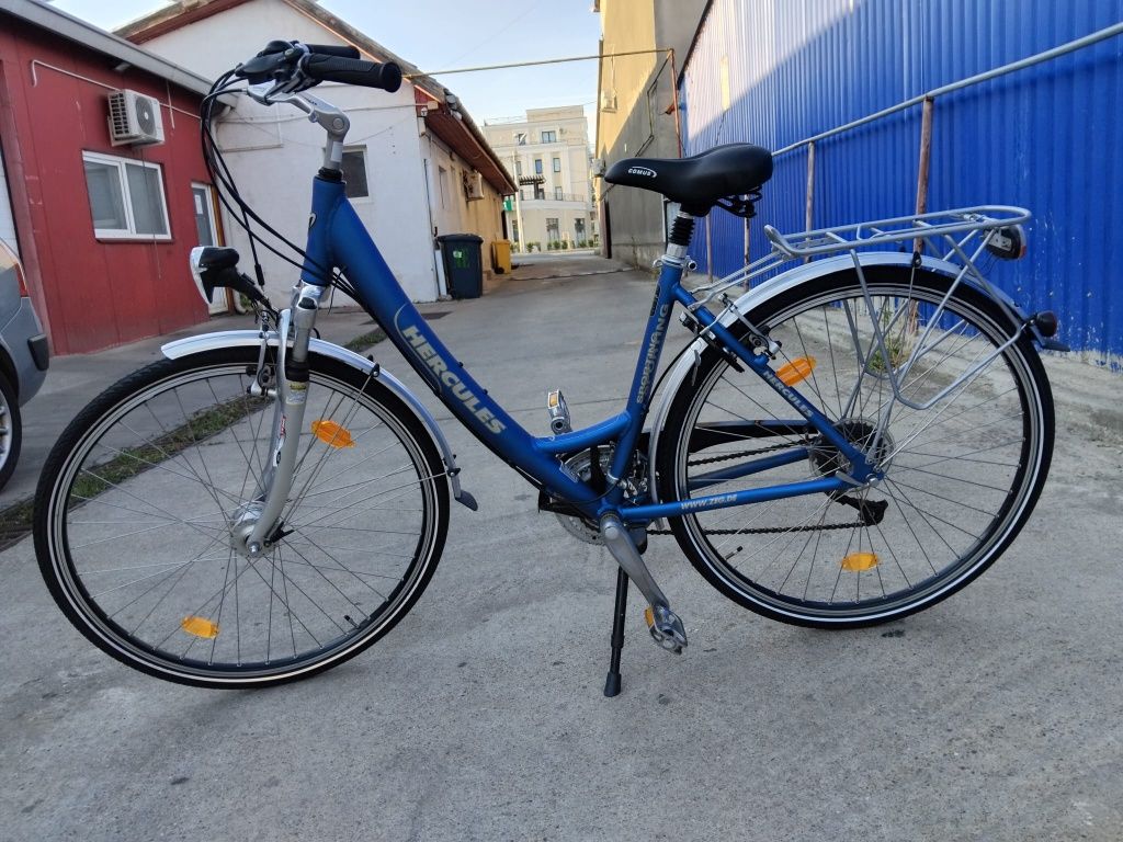 Vând bicicleta Hercules din aluminiu pentru damă