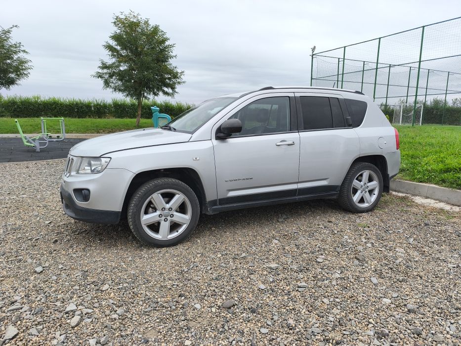 Vând Jeep Compass anul 2011 mașină foarte îngrijită!!!