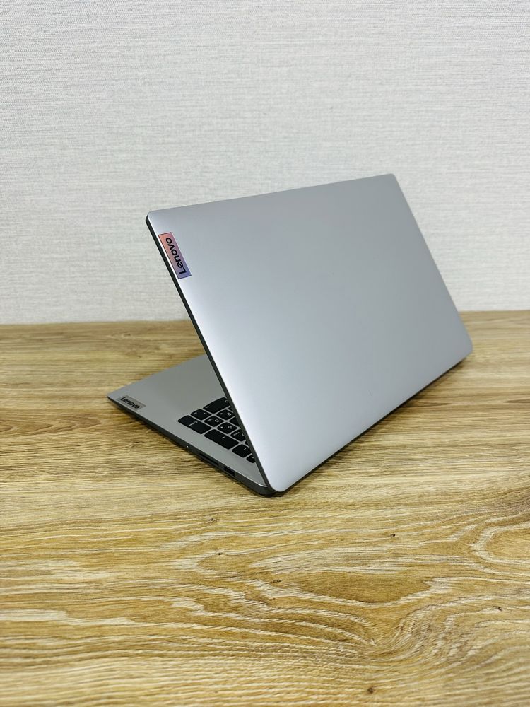 Lenovo RYZEN 5-14 Го Поколения, последняя модель, как новое состояние