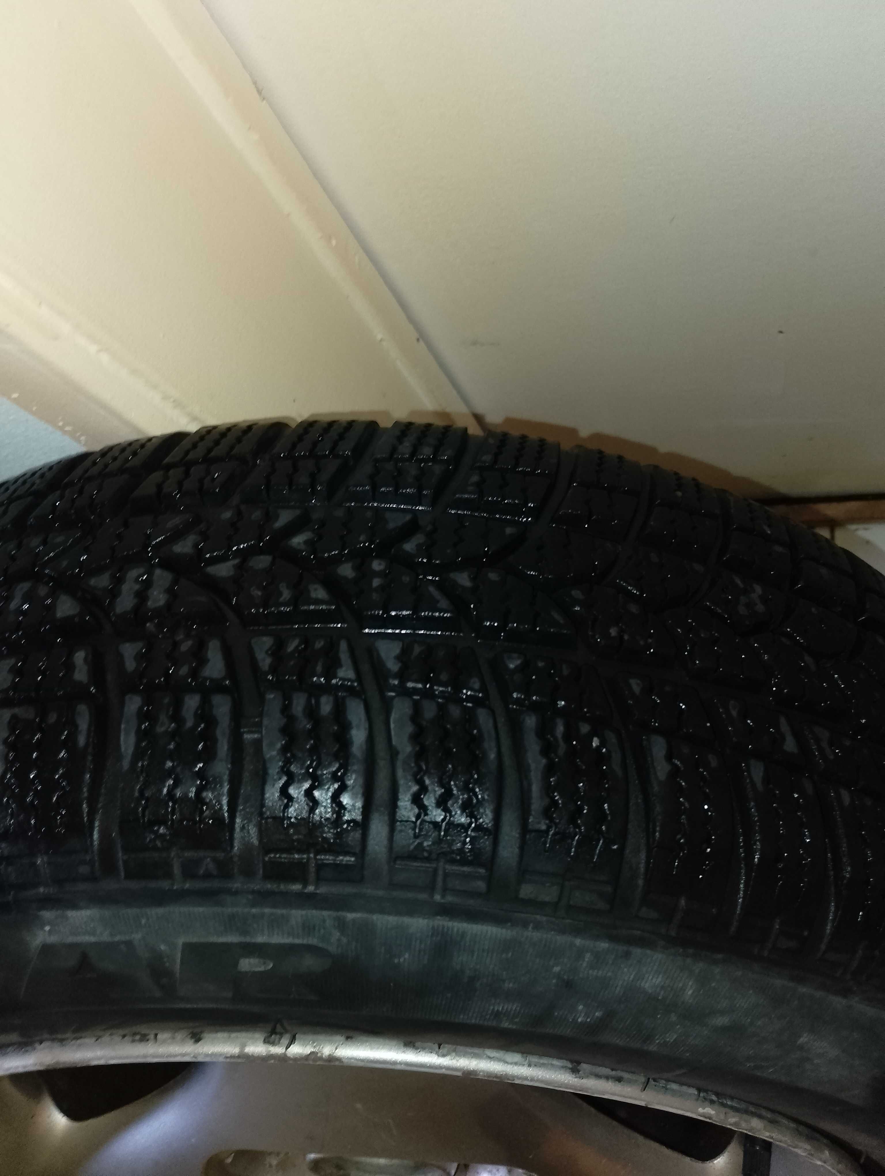 Джанти алуминиеви с гуми 15'' 185/65 Tigar winter 1