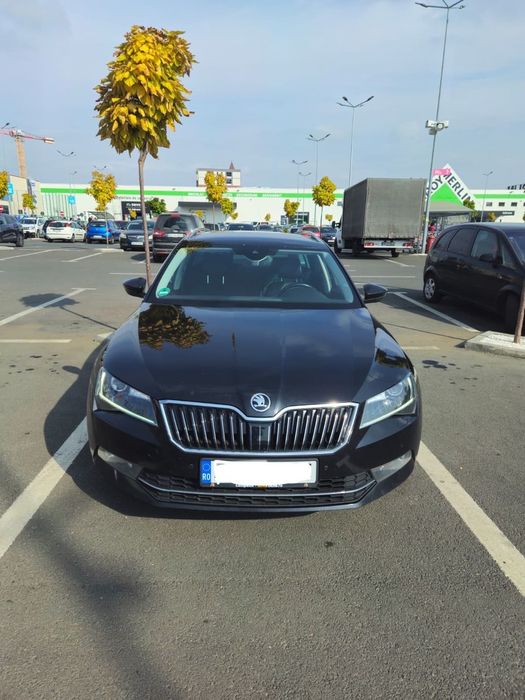Skoda Superb Skoda Superb 2.0 TDI 4x4 Combi TVA deductibil Pachet Premium
