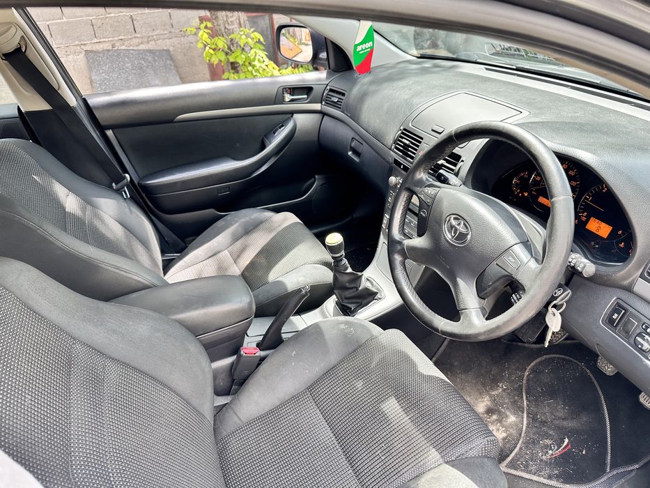 На Части Toyota Avensis 2.0 D-4d 126к.с 2007г FACELIFT Mp3