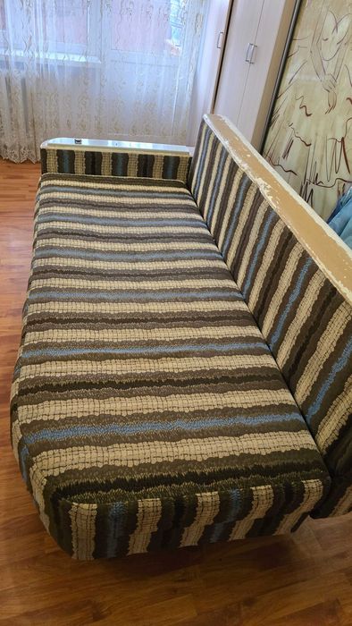 Диван раскладной. Бесплатно