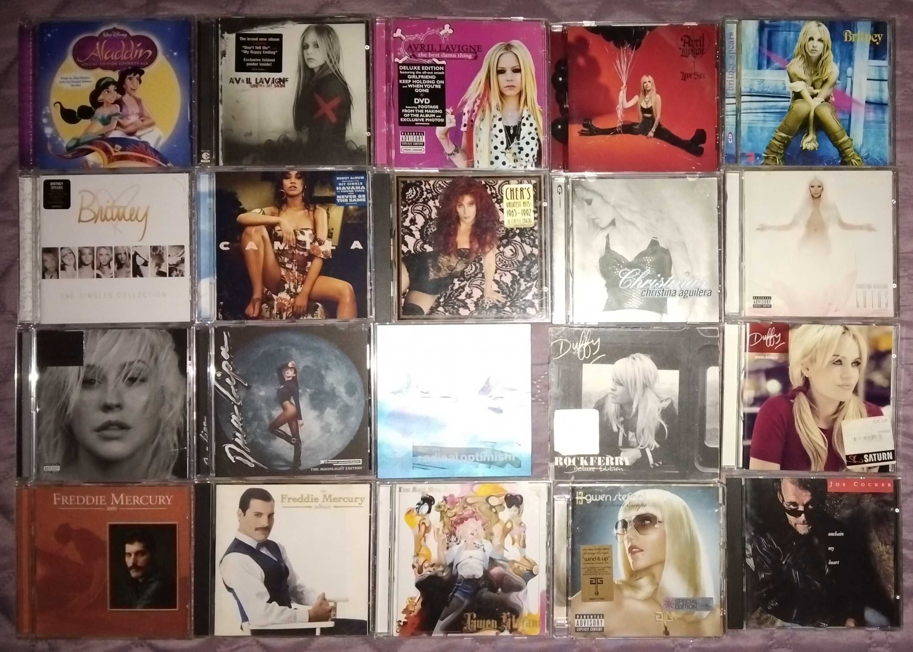 Оригинални CD дискове.