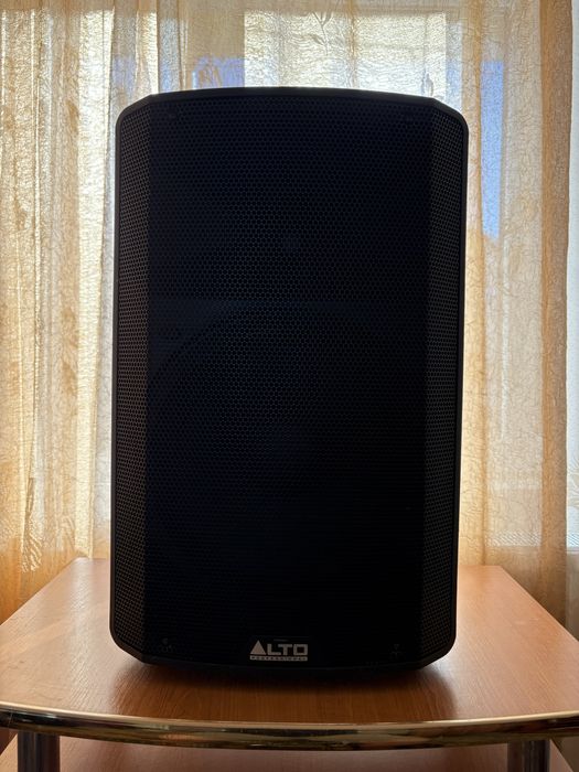 Vand boxe Alto Professional TX212