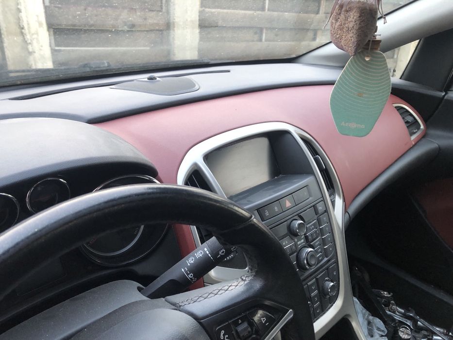 Plansa bord opel astra j